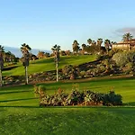 Apartment Fairways Heated Pool