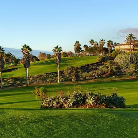 דירה Fairways Heated Pool